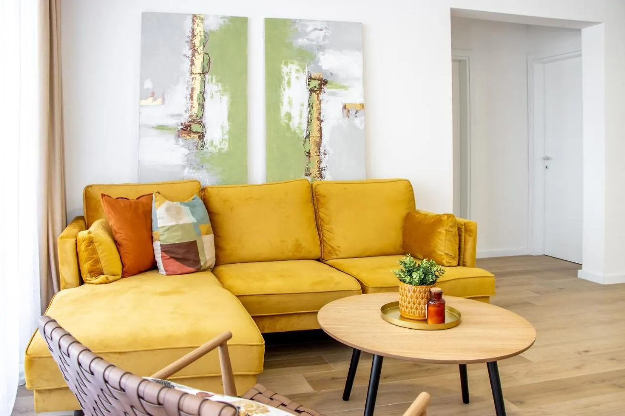 Apartment Molo With A Terrace, Garden And A Heated Pool Trogir